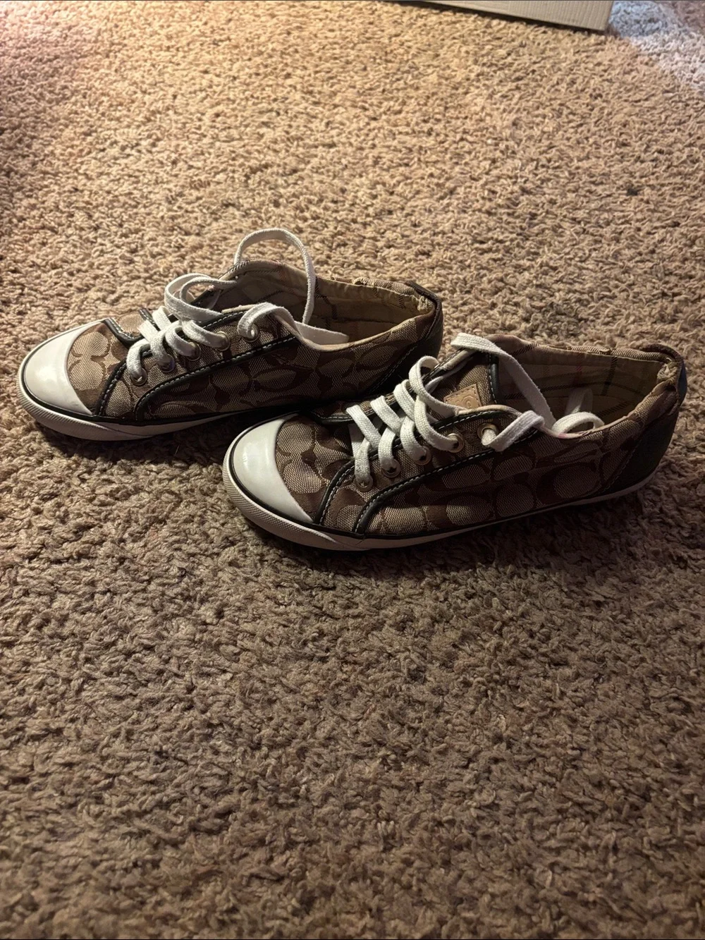 Vintage Coach barrett Brown Signature Canvas Low-Top Sneakers with White Accents